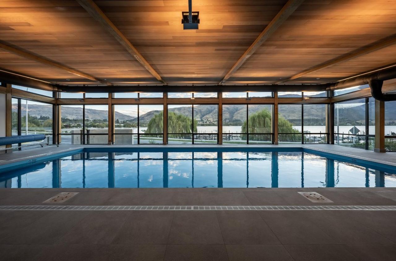 Luxurious Lakefront Penthouse Wanaka Buitenkant foto